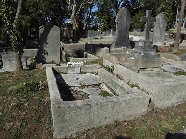 Graves, Karori Cemetery, Wellington, New Zealand